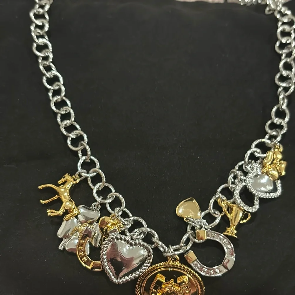 Talbots FUN costume necklace!!! So cute for summer!! 🦋💙 - Picture 2 of 4